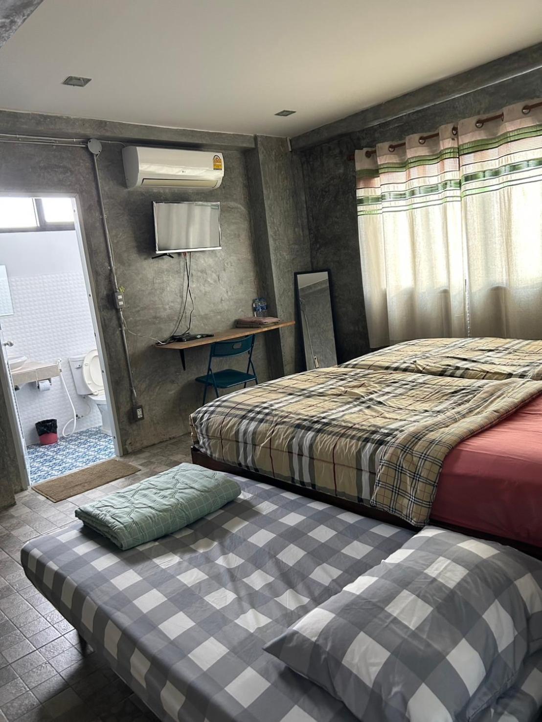 Chiangmai Hometel Chiang Mai Exterior photo